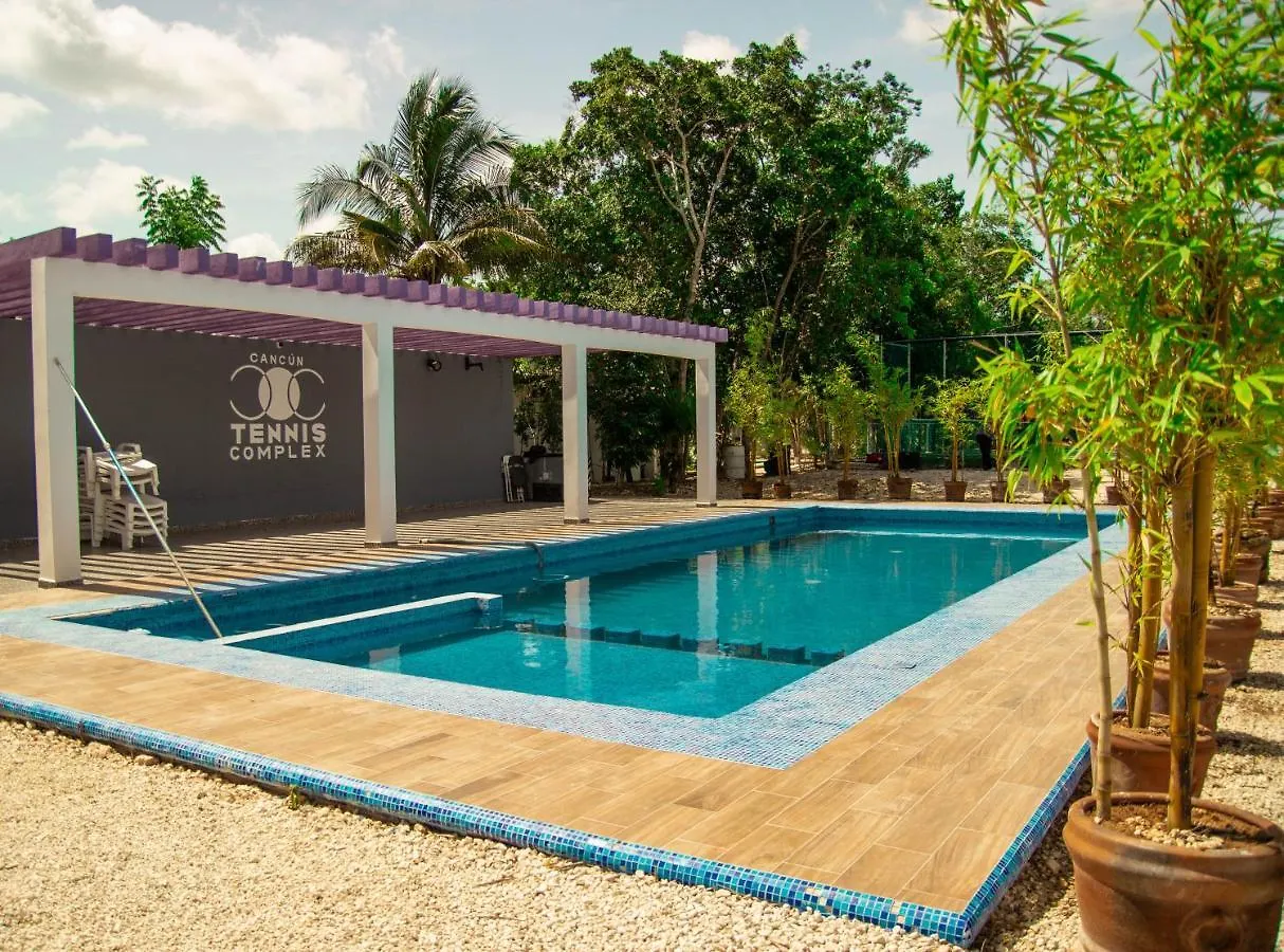 Cancun Tennis Inn