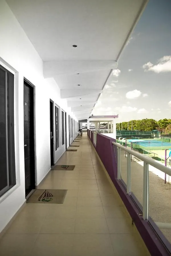 Cancun Tennis Inn