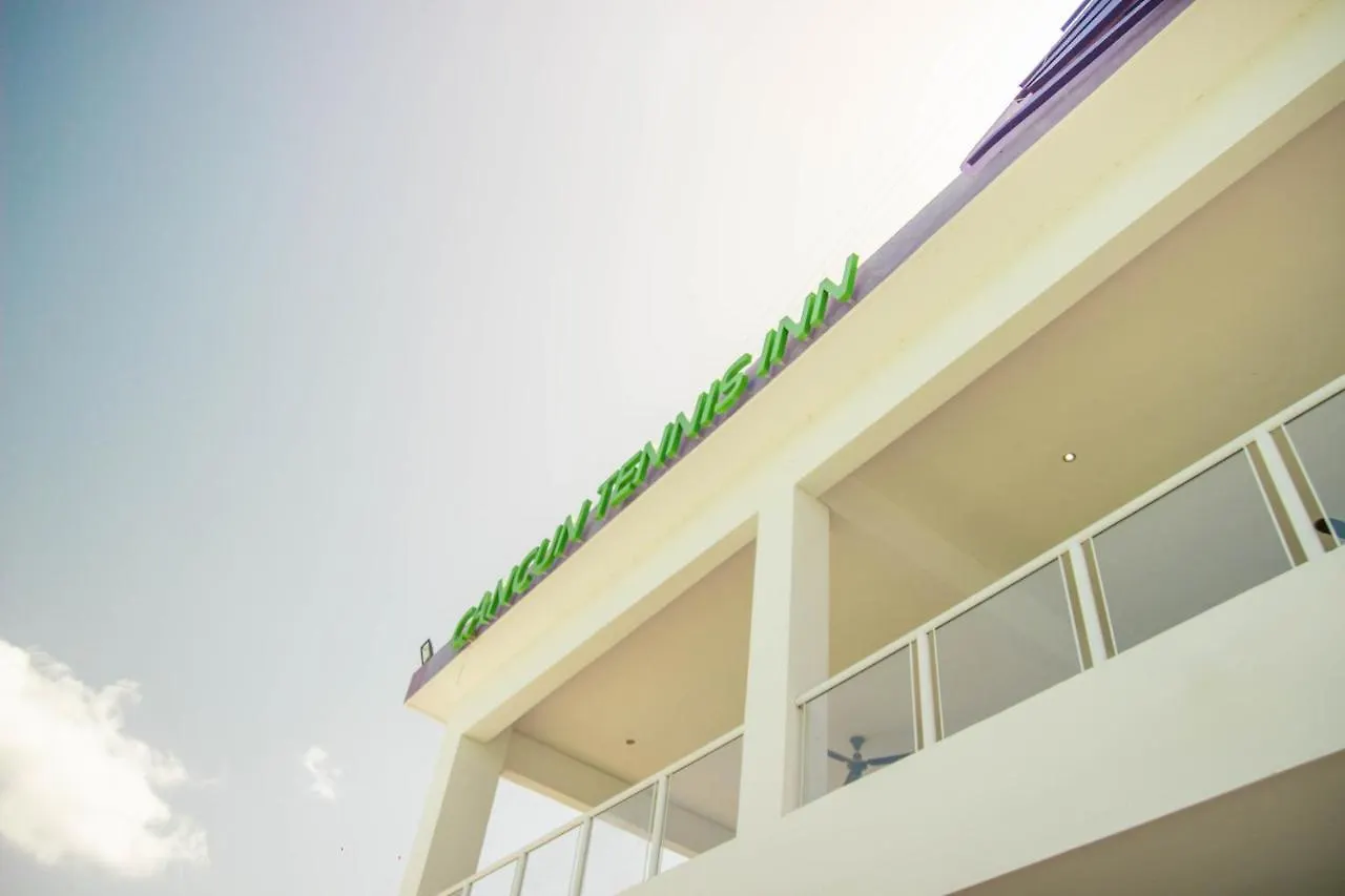 Отель Cancun Tennis Inn